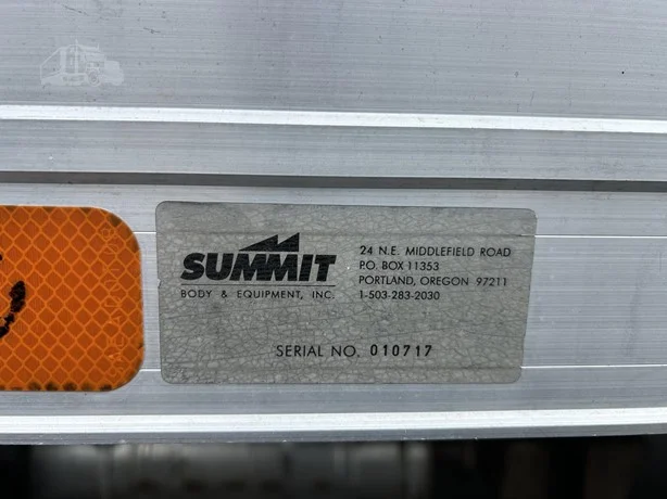 2017 Peterbilt 337 - image 19