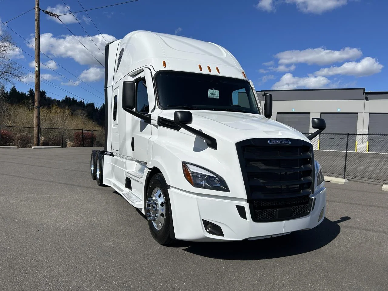 2027 Freightliner Cascadia in Pacific, WA