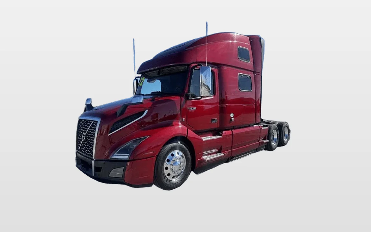 2022 Volvo - image 1