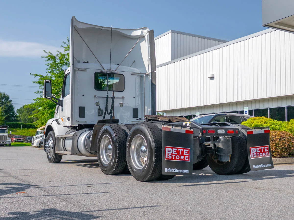 2020 Peterbilt 579 in Duncan, SC — photo 3
