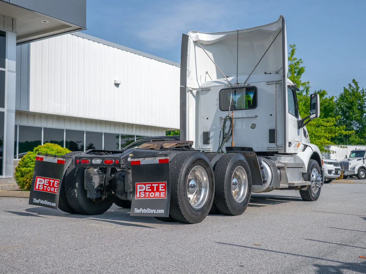 2020 Peterbilt 579 in Duncan, SC — photo 9