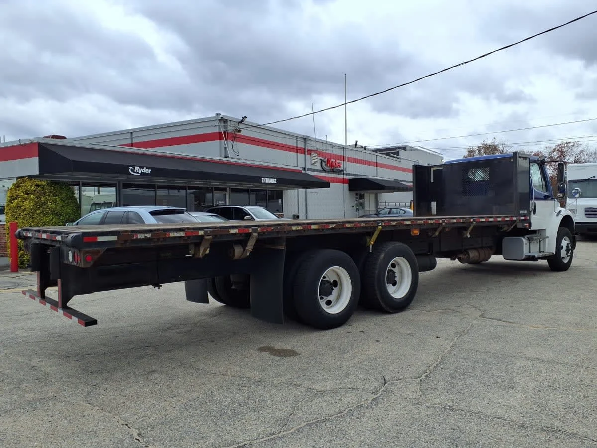 2020 Freightliner M2 106 in Warwick, RI — photo 4