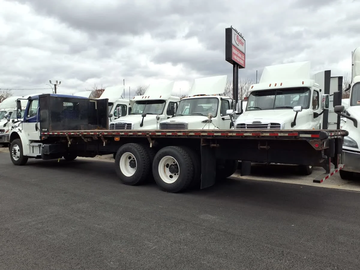 2020 Freightliner M2 106 in Warwick, RI — photo 6