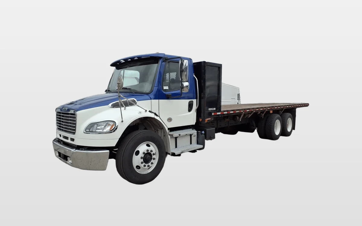 2020 Freightliner M2 106 - image 1