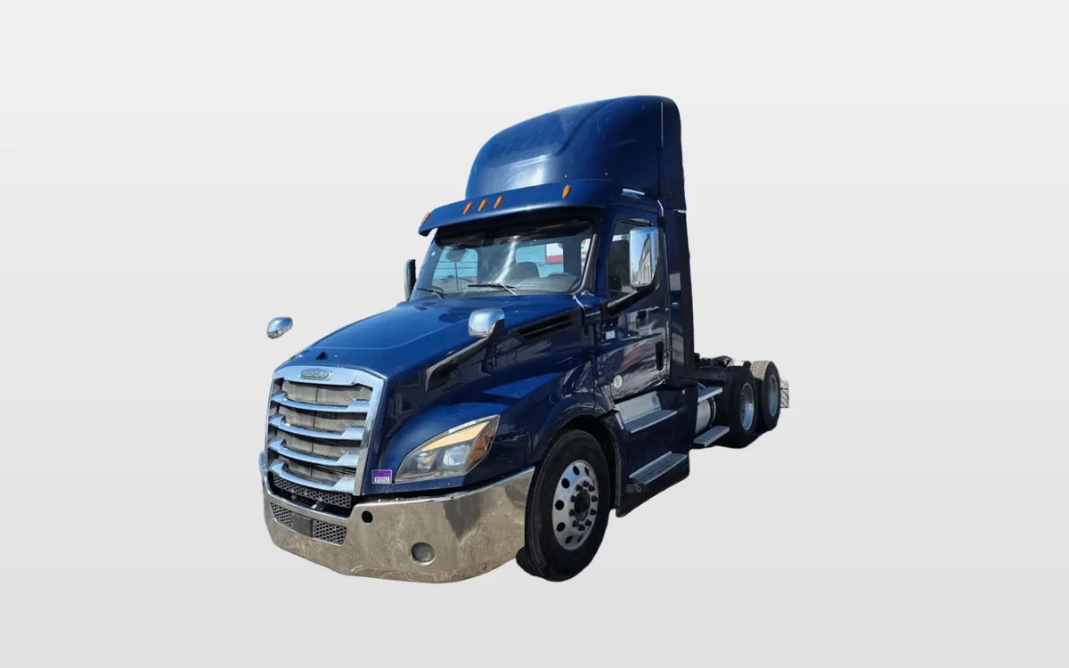 2020 Freightliner Cascadia - image 1