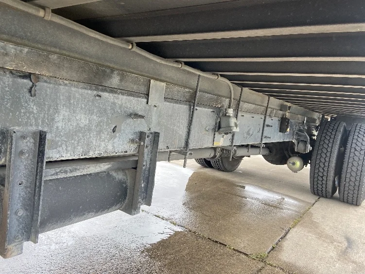 2019 Hino 268 in San Antonio, TX — photo 5