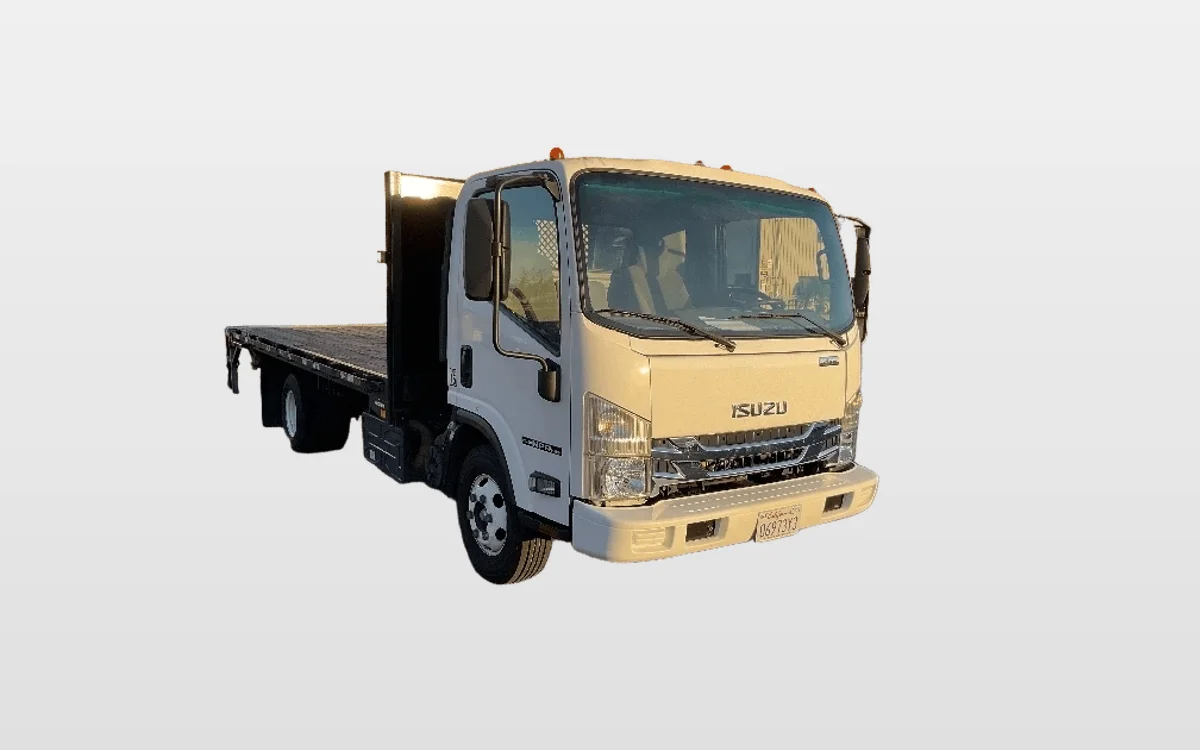 2019 Isuzu NPR - image 1