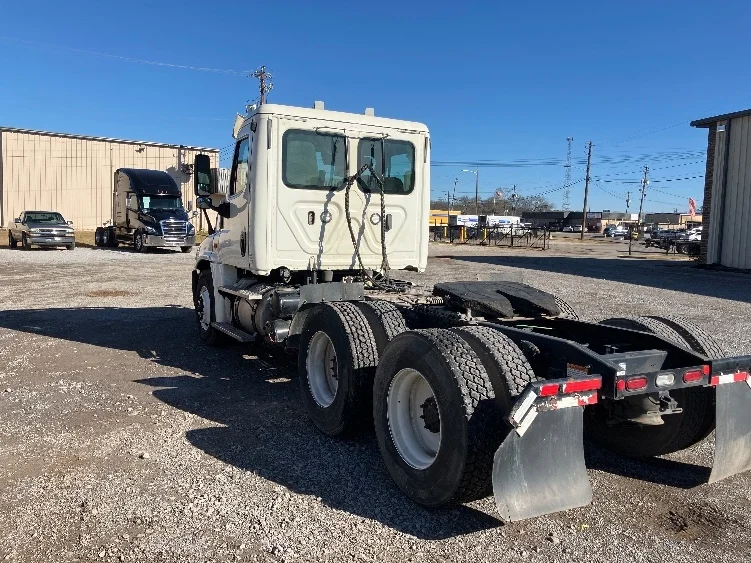 2019 Freightliner Cascadia in Hueytown, AL — photo 5