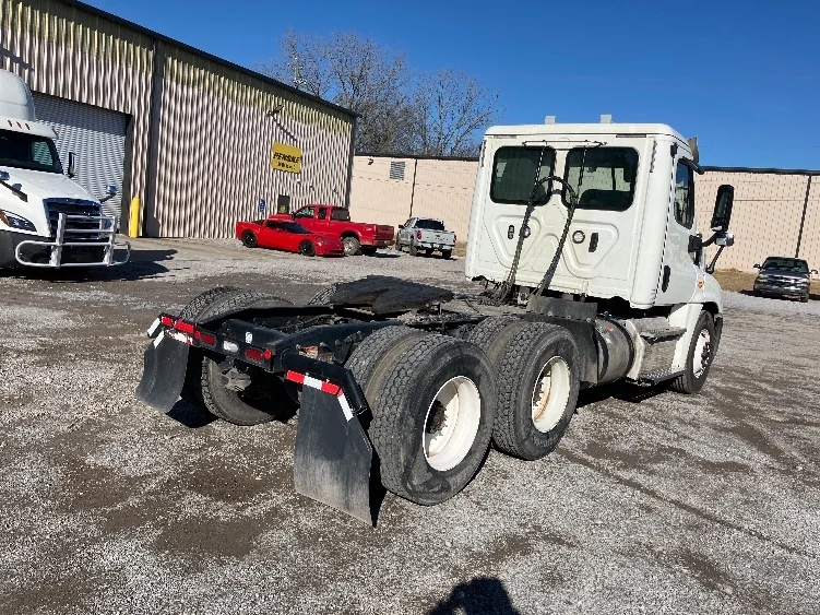 2019 Freightliner Cascadia in Hueytown, AL — photo 7