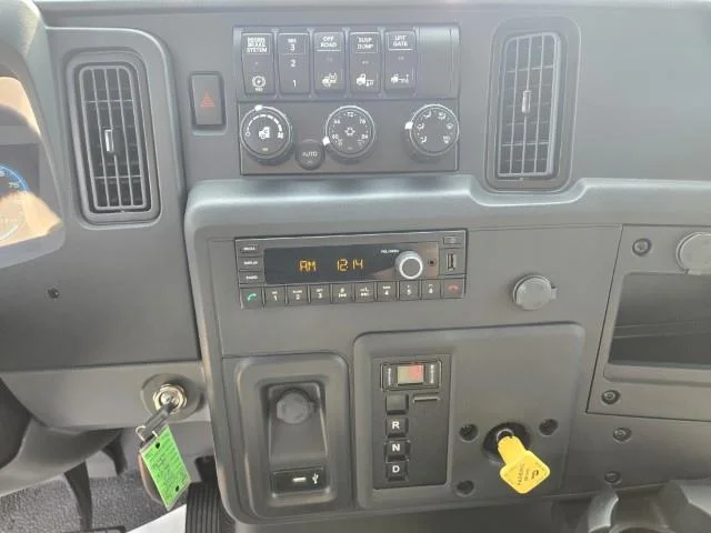 2023 International - image 9