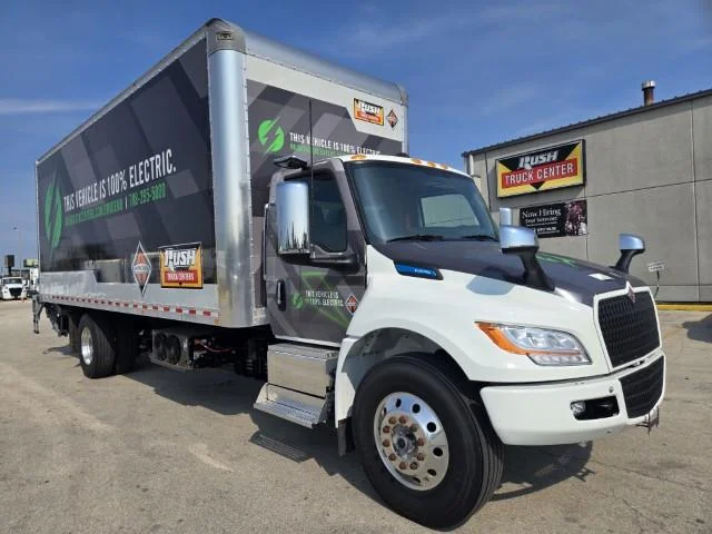 2023 International - image 4