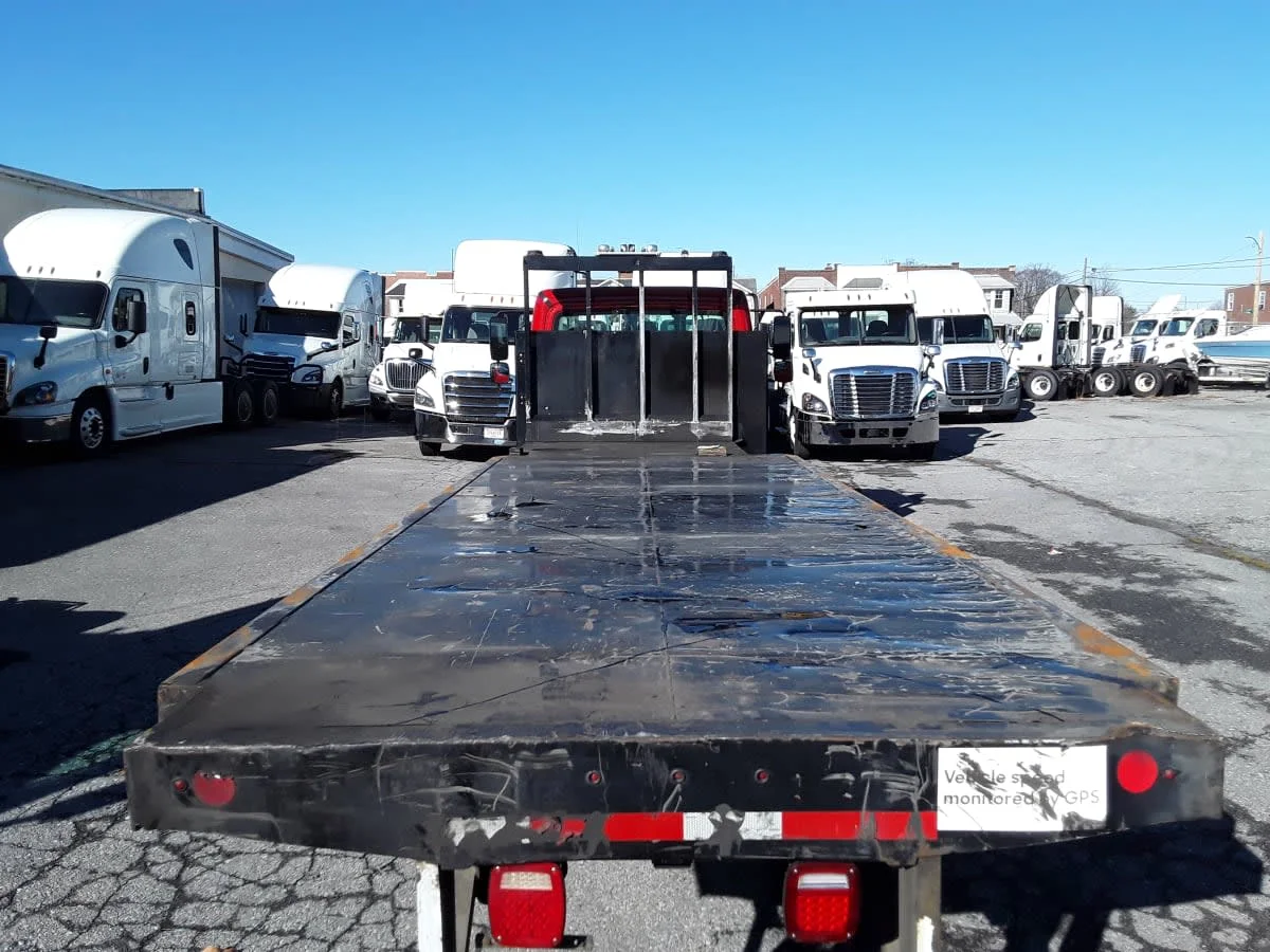 2018 Freightliner M2 106 - image 8