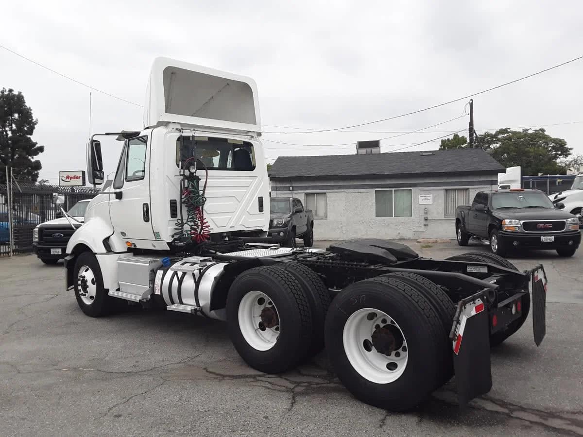 2016 International ProStar in Montebello, CA — photo 6