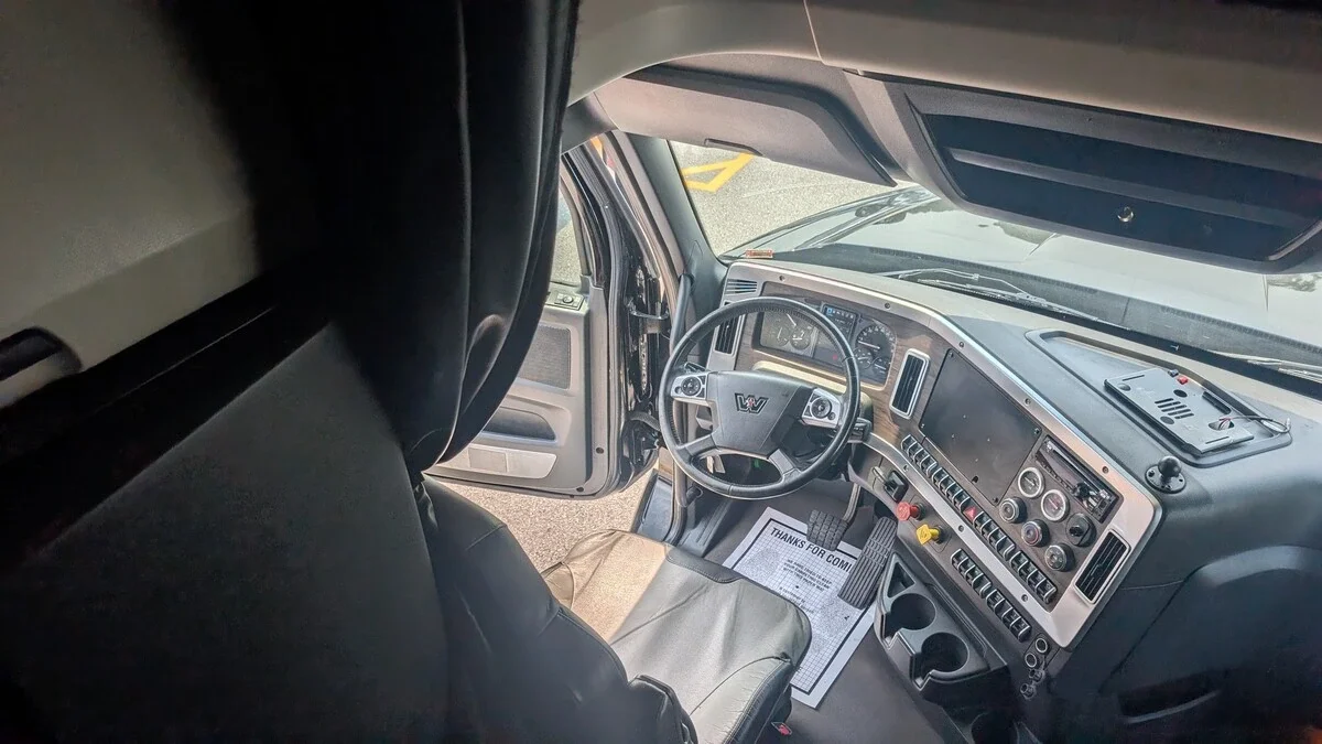 2022 Western Star 49X — photo 15