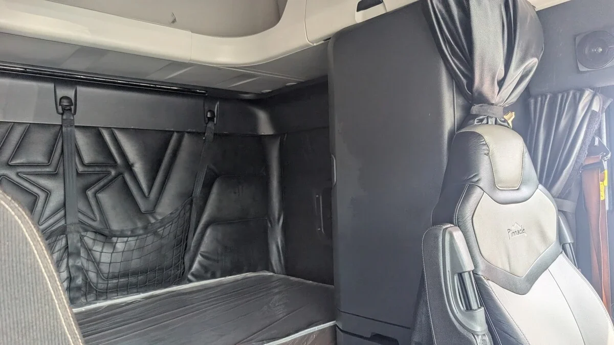 2022 Western Star 49X — photo 14
