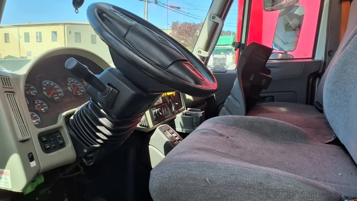 2019 International 4300 in Warwick, RI — photo 9
