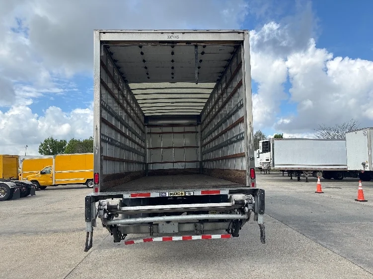 2022 Freightliner M2 106 - image 8