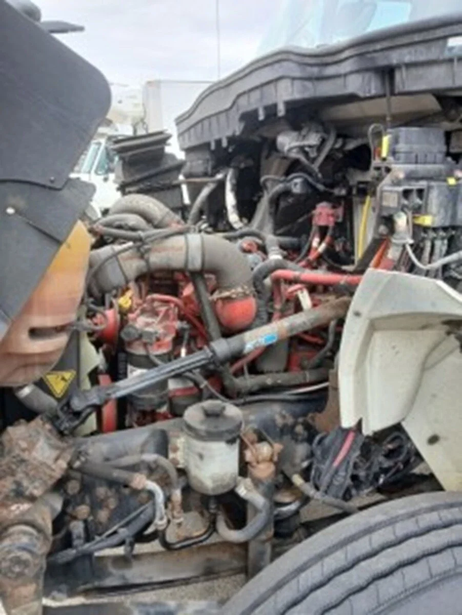 2019 International 4300 - image 8