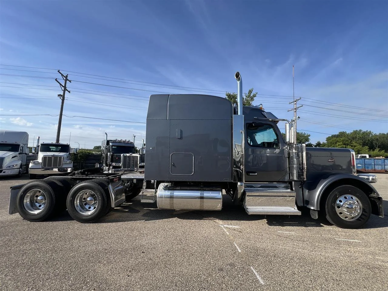 2027 Peterbilt 589 in South St. Paul, MN — photo 6
