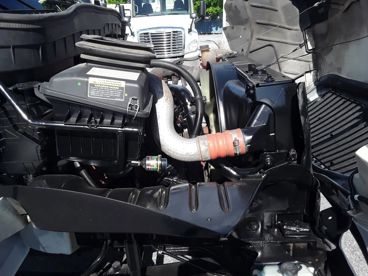 2020 International MV - image 14