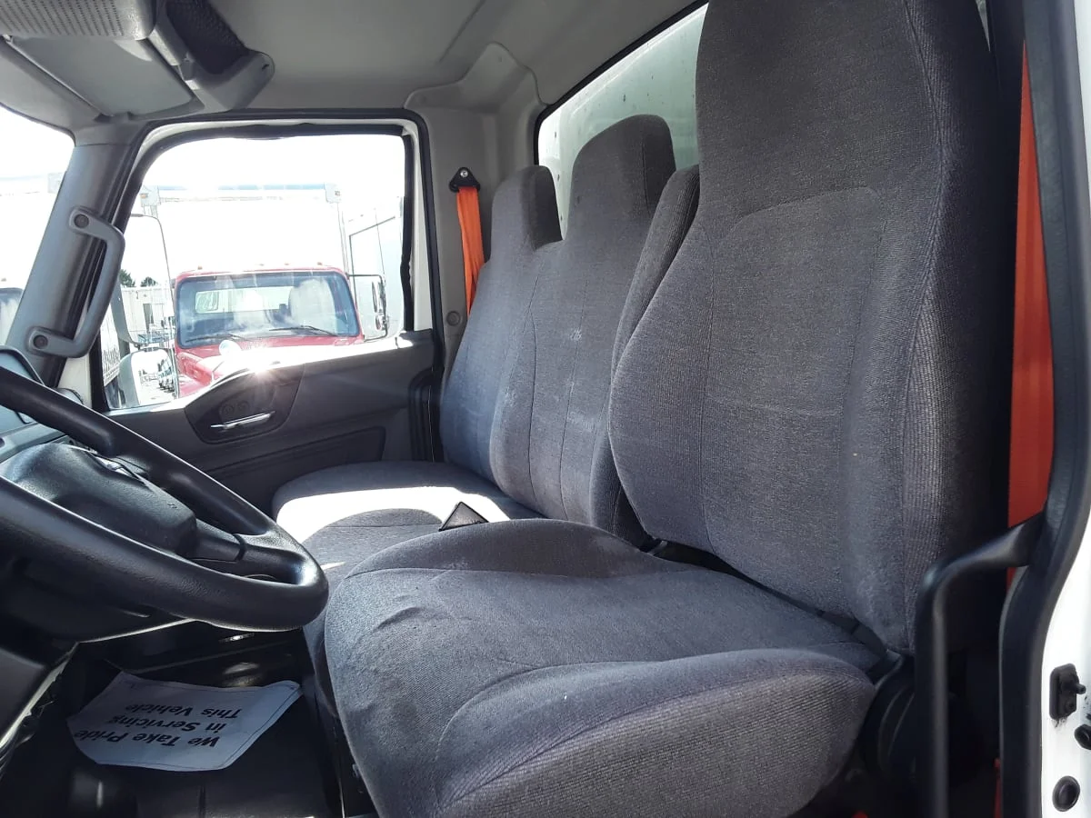 2020 International MV - image 11