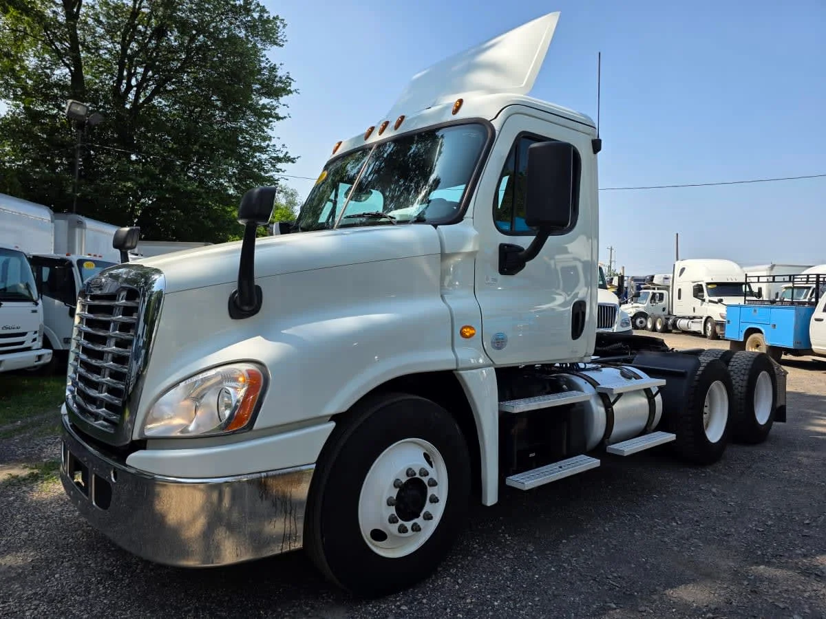 2019 Freightliner Cascadia in Bensalem, PA