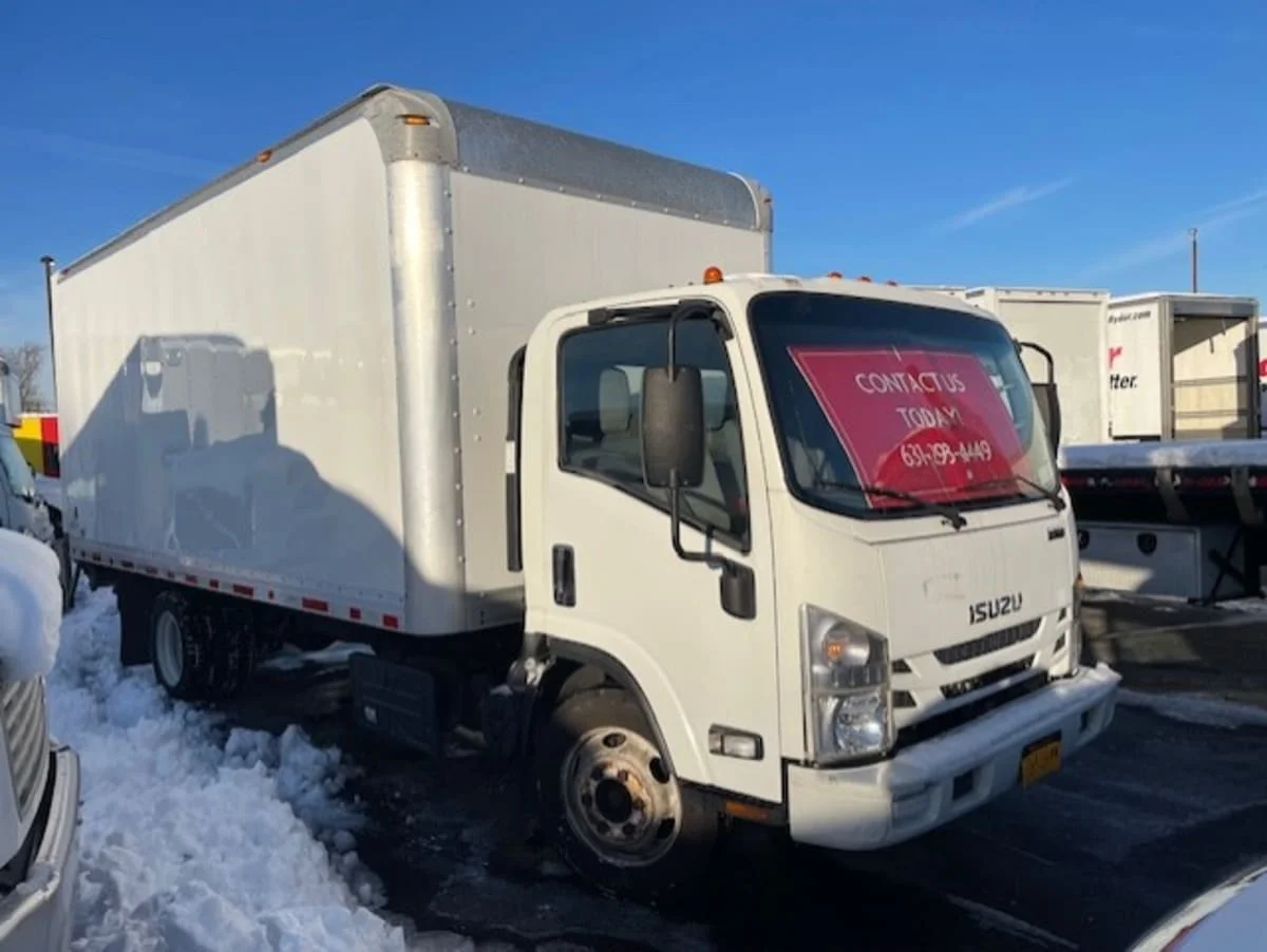 2019 Isuzu NQR - image 3