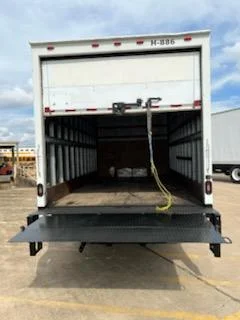 2019 Isuzu NPR - image 14