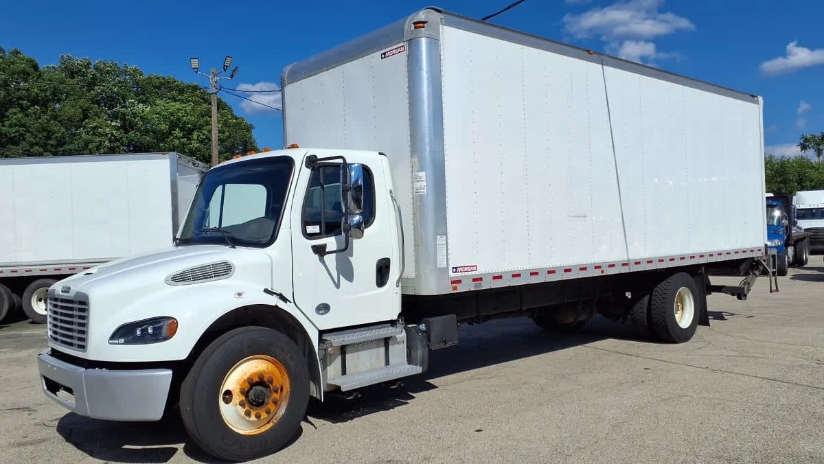 2020 Freightliner M2 106