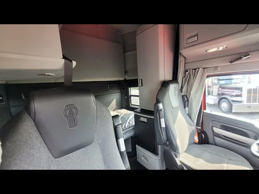 2023 Kenworth T680 in Memphis, TN — photo 25