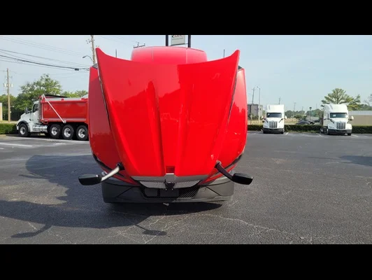 2023 Kenworth T680 in Memphis, TN — photo 15