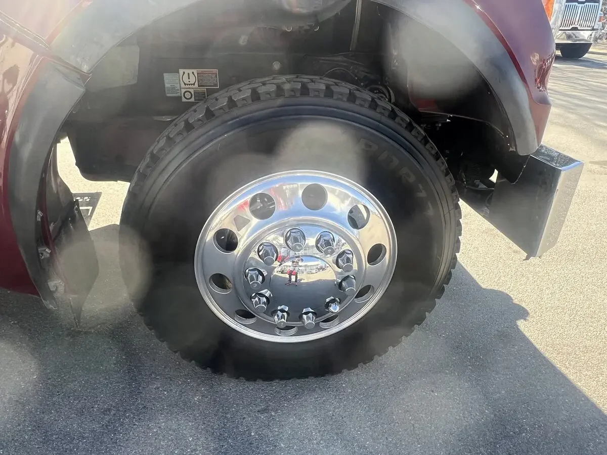 2024 Kenworth W900 - image 13