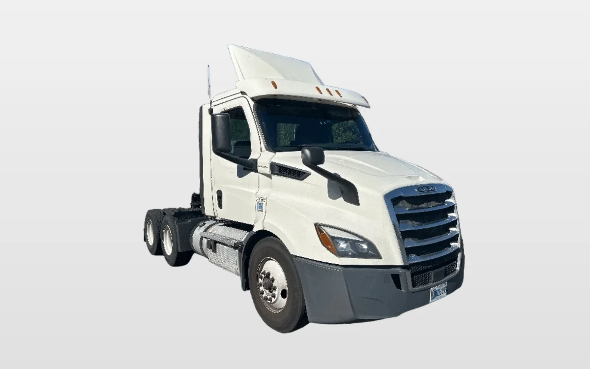 2019 Freightliner - image 1