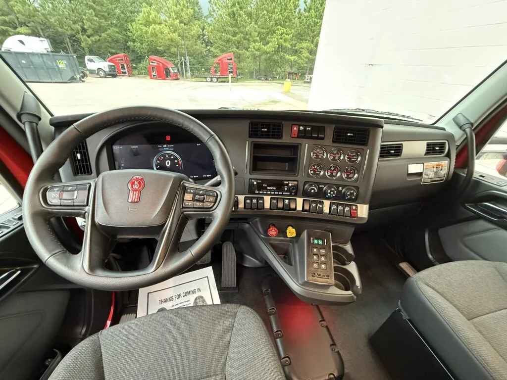 2027 Kenworth in Birmingham, AL — photo 11