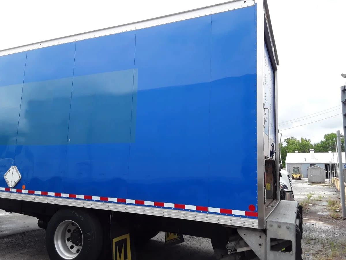 2022 Freightliner M2 106 in Kansas City, MO — photo 6