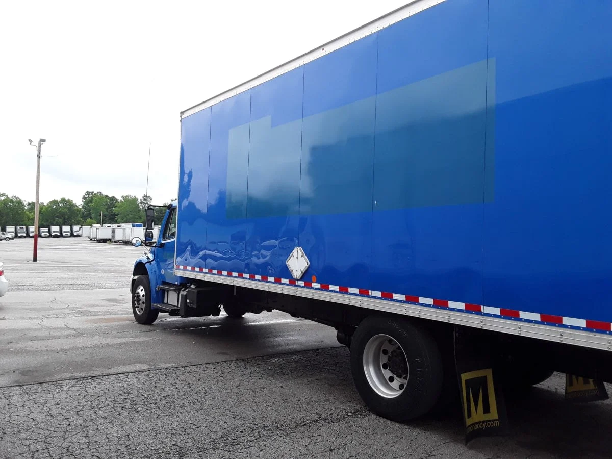 2022 Freightliner M2 106 in Kansas City, MO — photo 10
