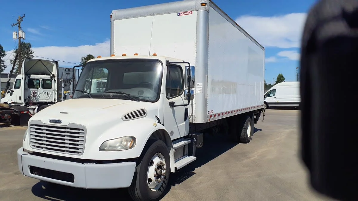 2016 Freightliner M2 106