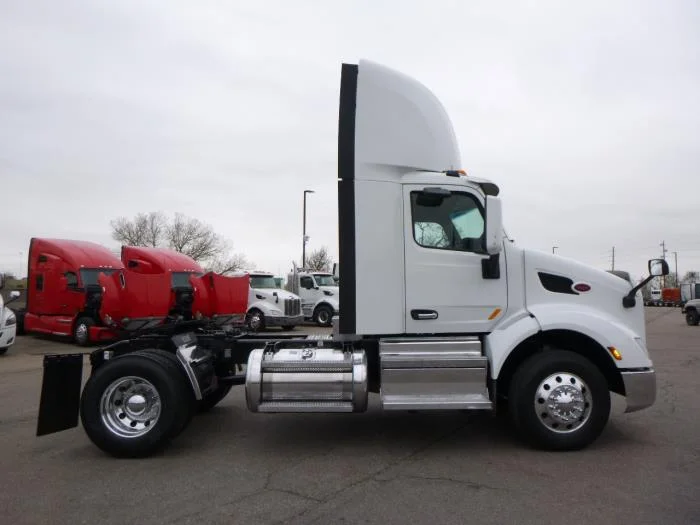 2020 Peterbilt 579 — photo 7