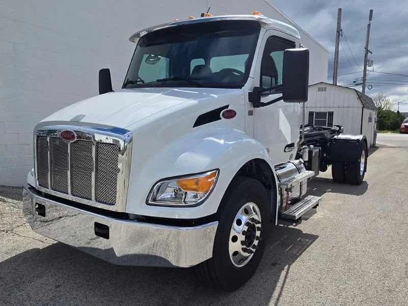 2026 Peterbilt 537