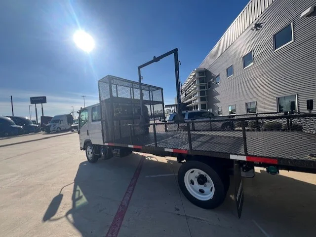 2026 Isuzu NRR in Houston, TX — photo 8