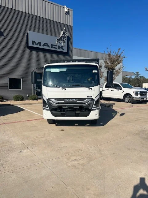 2026 Isuzu NRR