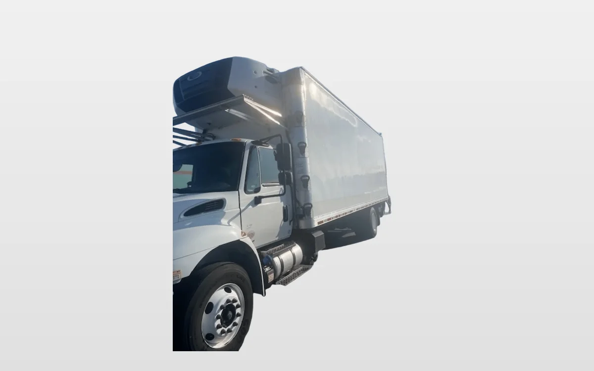 2019 International 4300 - image 1