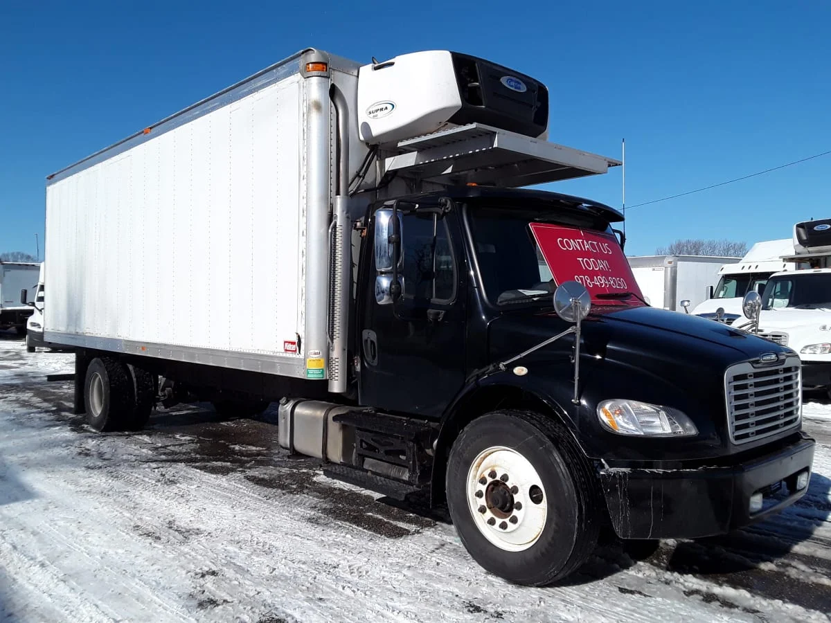 2016 Freightliner M2 106 in Salisbury, MA — photo 3