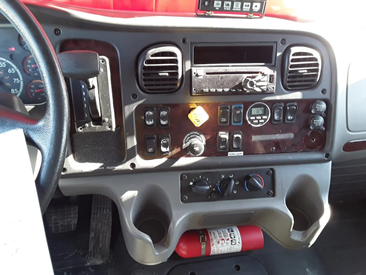 2016 Freightliner M2 106 in Salisbury, MA — photo 13