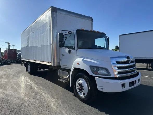 2020 Hino 268