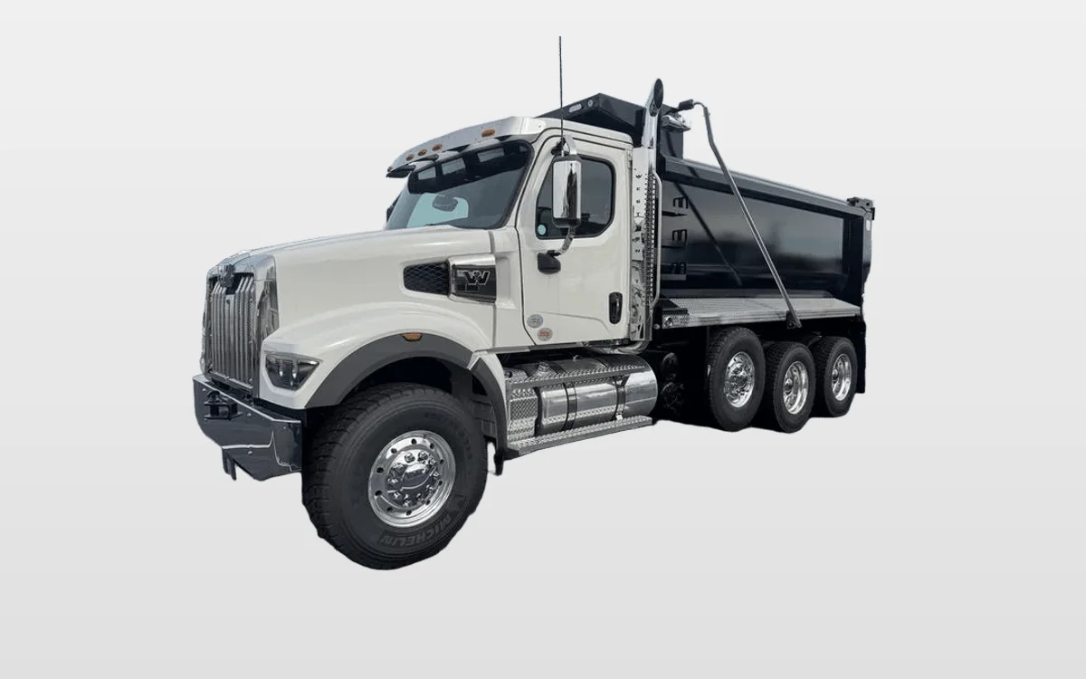 2025 Western Star - image 1