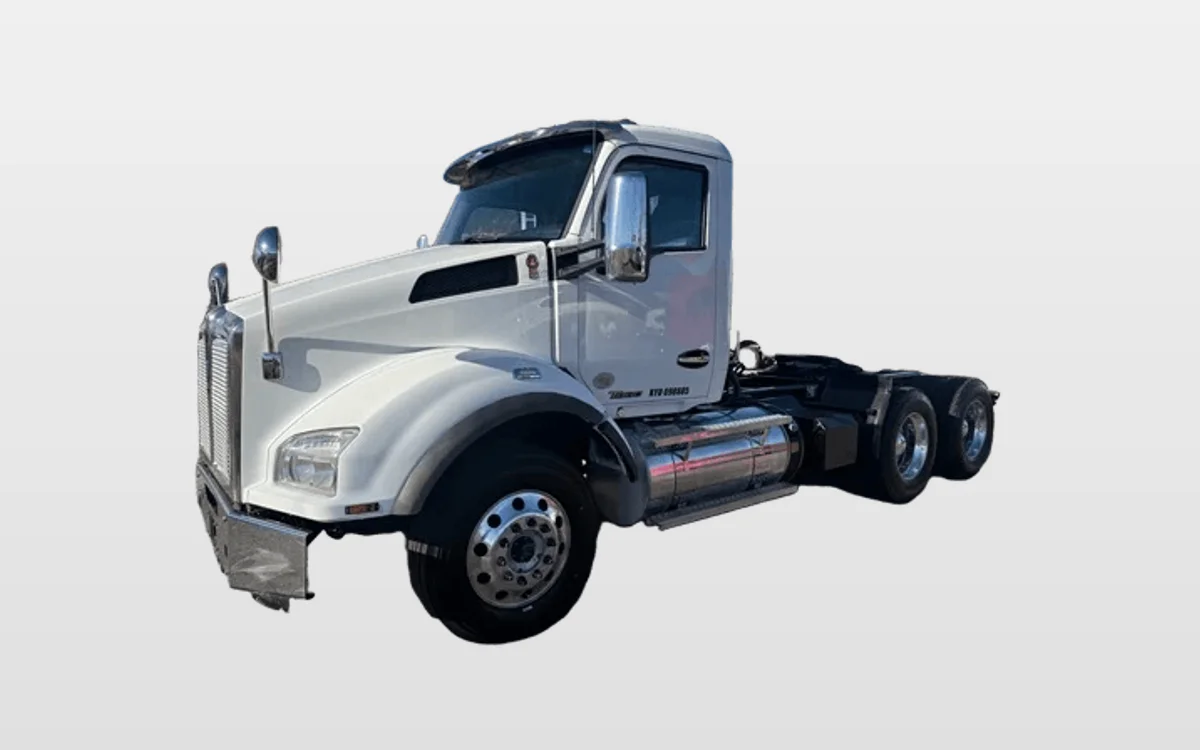 2021 Kenworth T880 - image 1