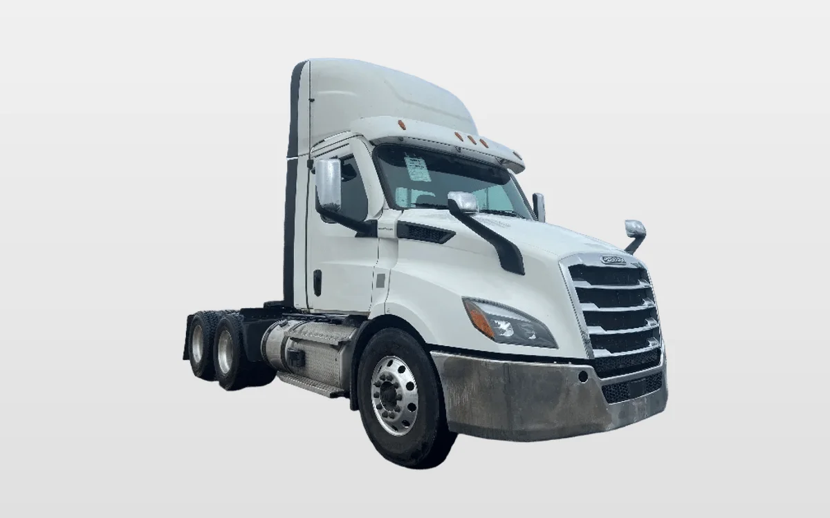 2021 Freightliner Cascadia - image 1