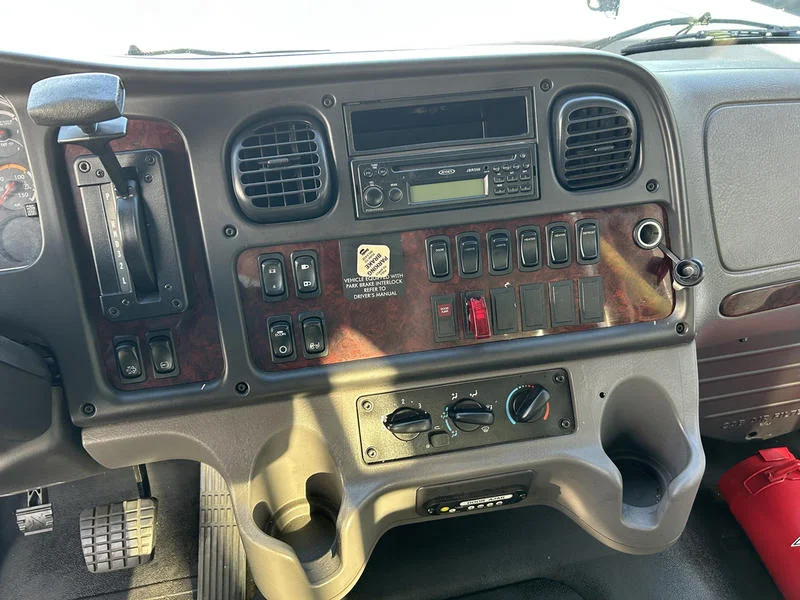 2018 Freightliner in Cincinnati, OH — photo 14