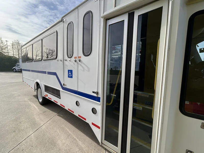 2018 Freightliner in Cincinnati, OH — photo 11